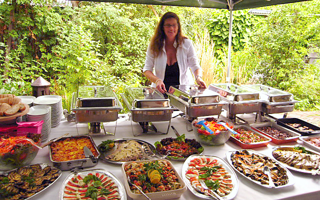 Catering-Buffet der Pizzeria Fallucca